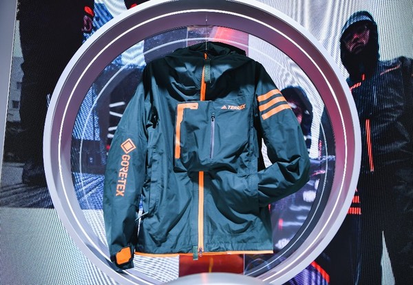 adidas TERREX XPLORIC GORE-TEX HIKING SUIT