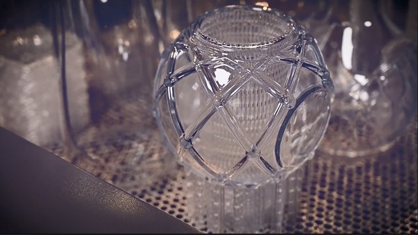 世界顶级玻璃瓶制造商Bruni Glass使用联泰3D打印机制作原型