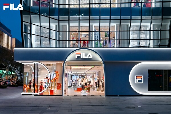 FILA ICONA三里屯旗舰店